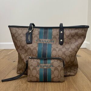 Coach bag and matching wristlet
